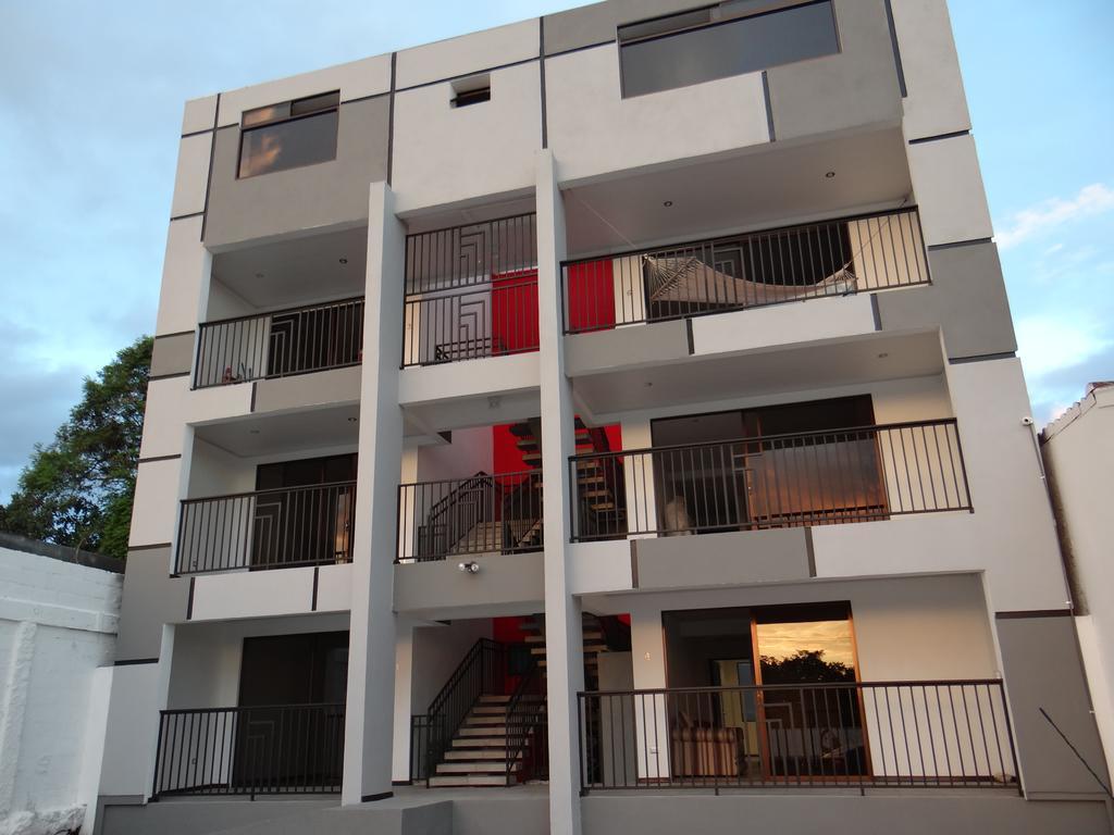 Maria'S Apartments Алахуэла Экстерьер фото